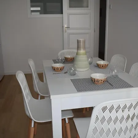 Conchada House 13 Apartman *